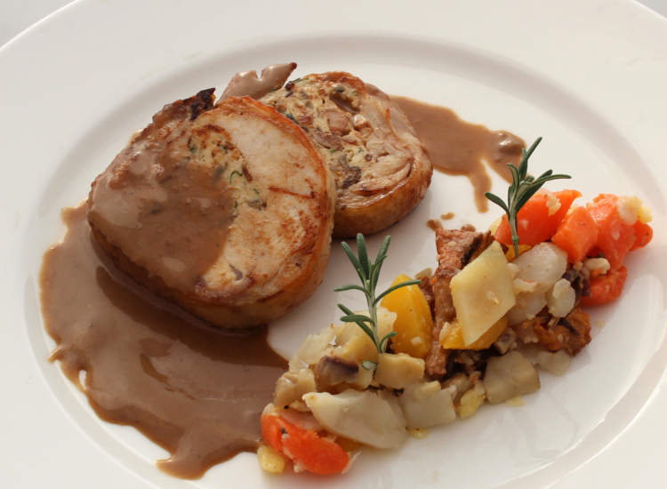 Poularde forestière, sauce aux cèpes - Jerome Ravel Traiteur